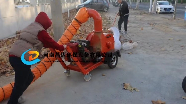 河南昌达移动树叶粉碎机客户使用现场