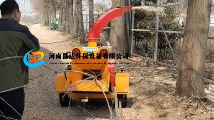 河南昌达HC-6130树枝粉碎机河南许昌客户现场